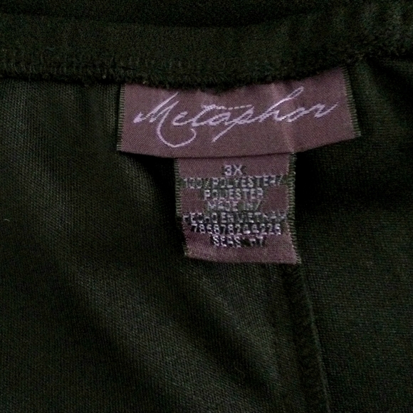 Gothic Elegance Black Asymmetrical 3X Skirt by Metaphor. - Picture 4 of 4